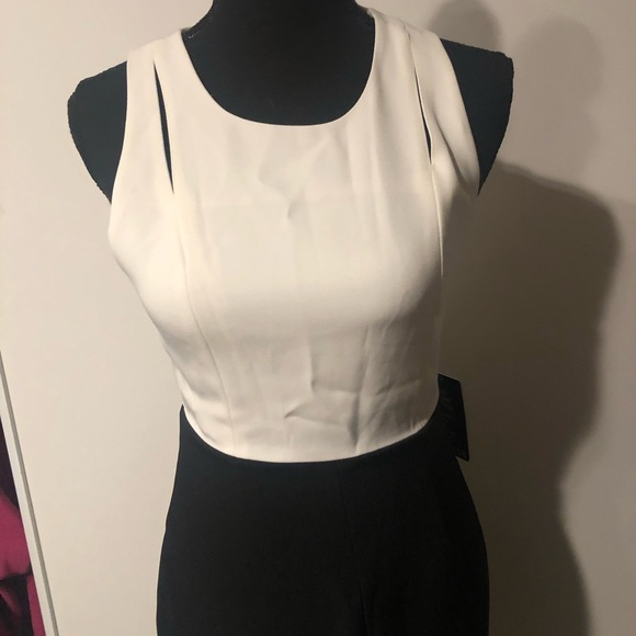 Express Colorblock Black White Sheath Dress 0 - Picture 3 of 4